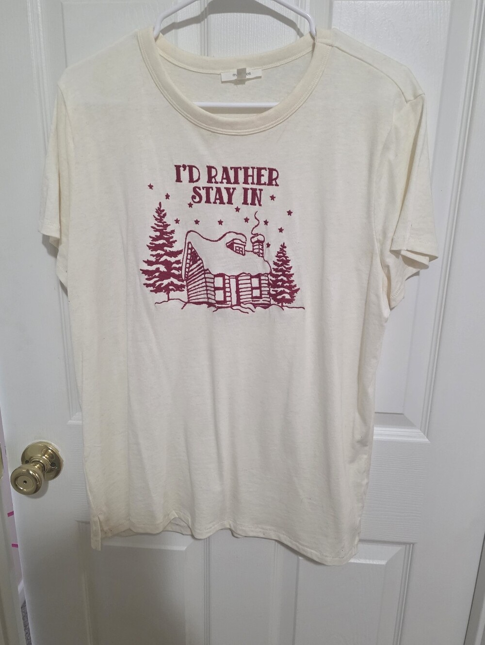 Maurices Cream Tee with Maroon 'I'd Rather Stay In' Cabin Graphic Xl